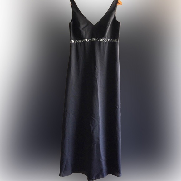 Michaelangelo Dresses & Skirts - EUC Michelangelo Formal Size 12
